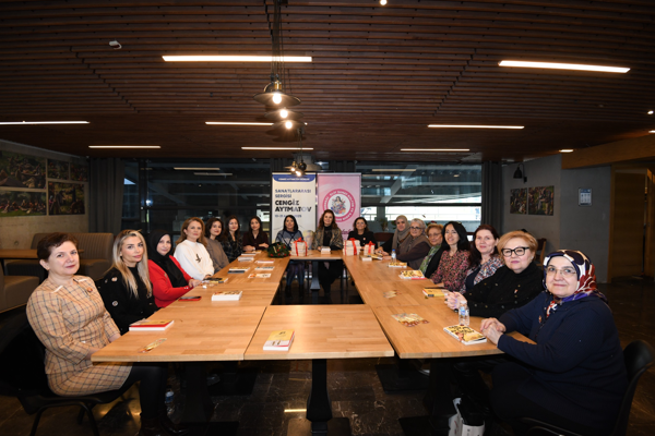 Kırgız edebiyatçı Aytmatov, Osmangazi’de anıldı