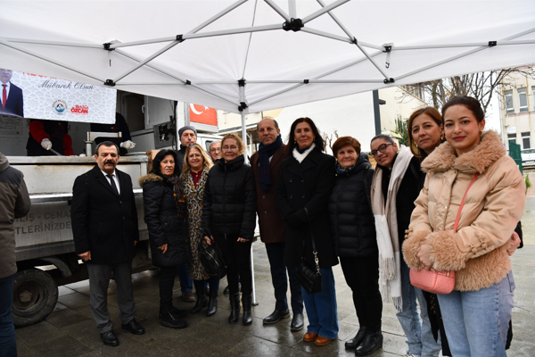 Keşan Belediyesi, Regaip Kandili’nde lokma dağıttı