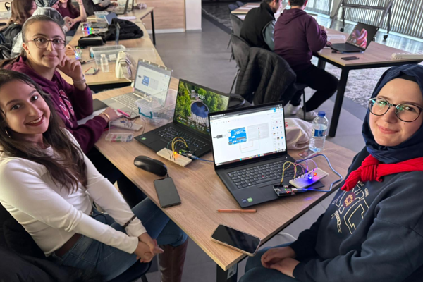 Kayseri’de ücretsiz bilişim dersleri başladı