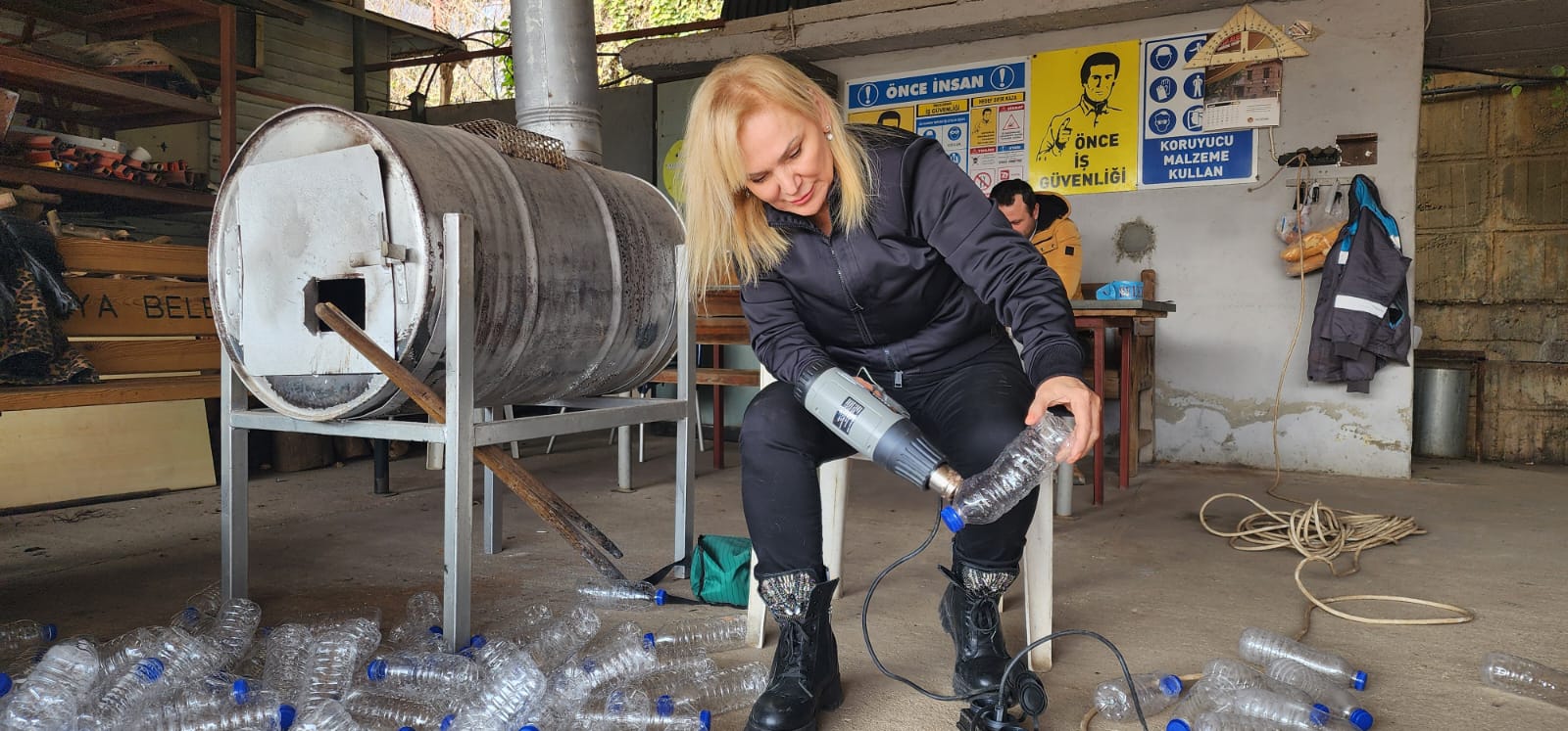 HER ATIK, YENİ BİR KAYNAK: ZELİHA SUNAL’IN “ATIKTAN ESTETİĞE” UZANAN ÇEVRE MÜCADELESİ