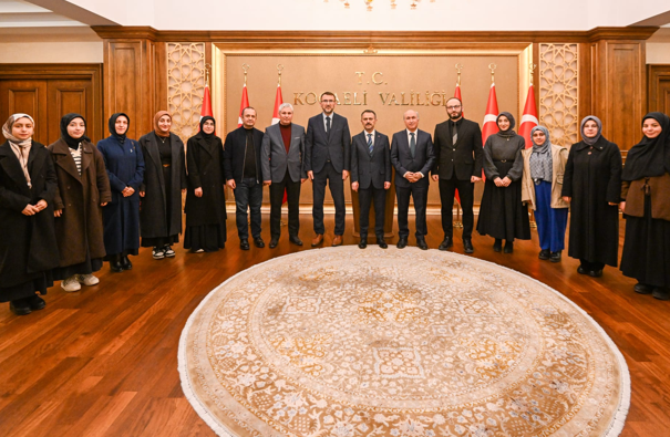 Kocaeli Endülüs Düşünce Topluluğu, Vali Aktaş’ı ziyaret etti