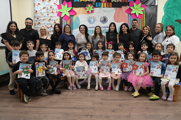 Kartal kreşlerinde karne heyecanı