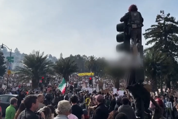 ABD’de ülke çapındaki eylem günü kapsamında ICE karşıtı protestolar düzenlendi