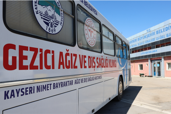 Kayseri Gezici Ağız ve Diş Sağlığı Kliniği, bin 724 vatandaşa ulaştı