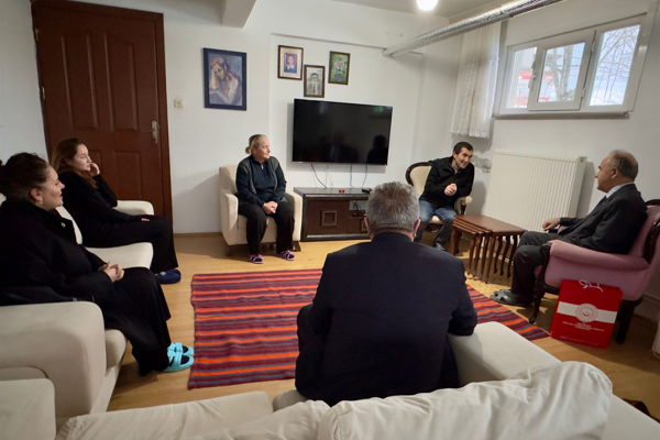 Vali Erol, şehit ve gazi ailelerini ziyaret etti