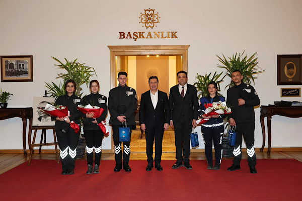 Başkan Aras, zabıta ve özel güvenlik personellerini tebrik etti