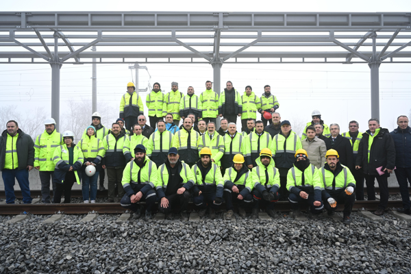 KONYARAY Banliyö Hattı’nda ray birleştirme kaynak programı yapıldı