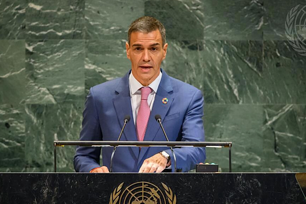 Sanchez’den Katalonya Hükümeti Başkanı Illa’ya destek