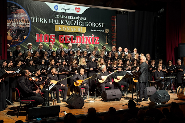 Çorum’da Türk Halk Müziği Korosu Konseri düzenledi
