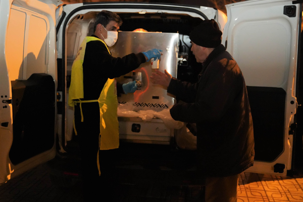 Keçiören’de sıcak çorba ikramı