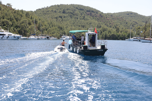 Büyükşehir’den Gökova ve Göcek’te kıyı temizliği