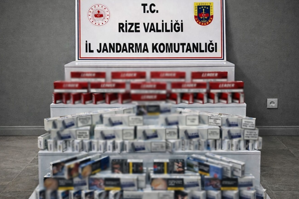 Rize’de bin 230 paket kaçak sigara ele geçirildi