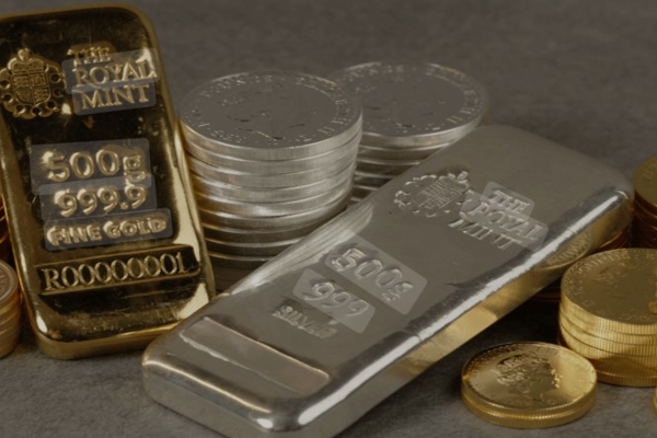 Gümüş ve platin, tüm zamanların en yüksek seviyelerine ulaştı