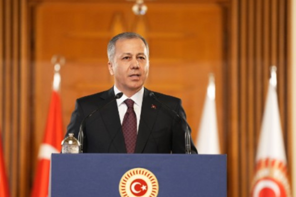 Bakan Yerlikaya: 220,7 kilogram kokain ele geçirdik