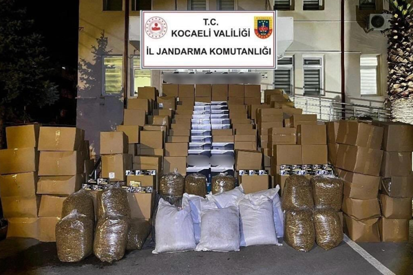 Kocaeli’de 6,3 milyon liralık makaron ve tütün ele geçirildi
