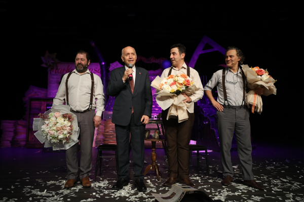 Yenimahalle Tiyatro Festivali devam ediyor