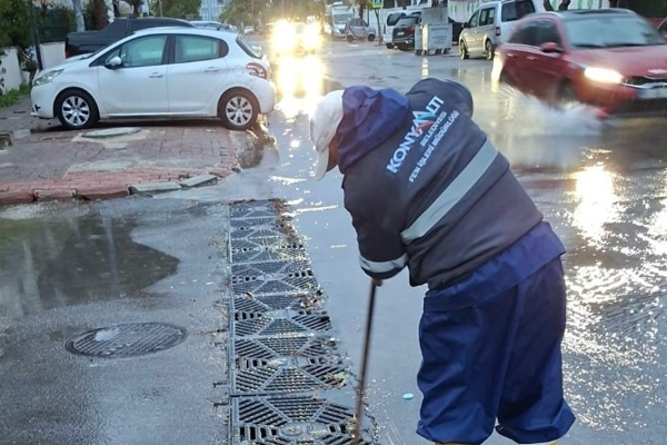 Başkan Kotan: Yağışın ilk anından itibaren sahadayız