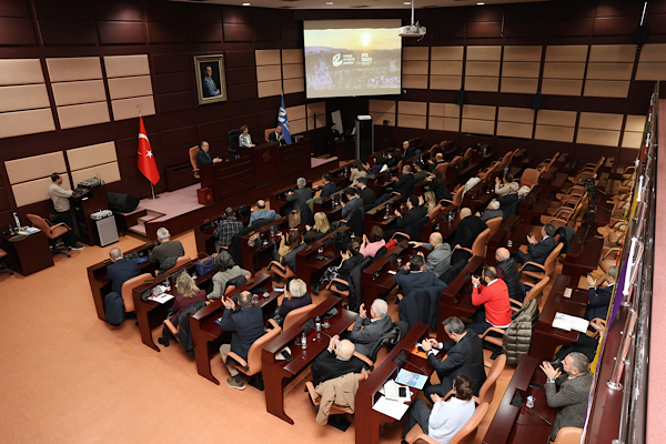 Başkan Ünlüce, “2026 Eskişehir Yılı” projelerini Eskişehir Kent Konseyi ile görüştü