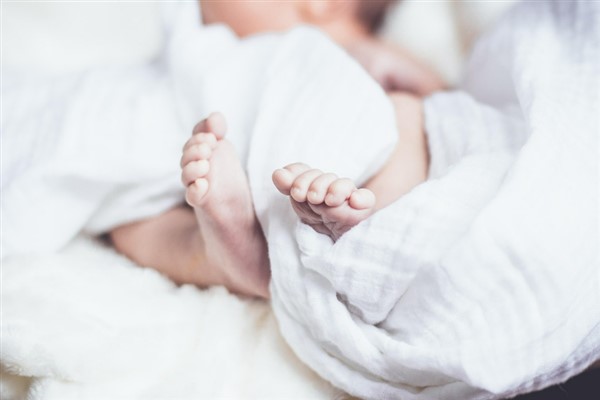 Çin, doğum oranlarını artırmak için prezervatife vergi koydu