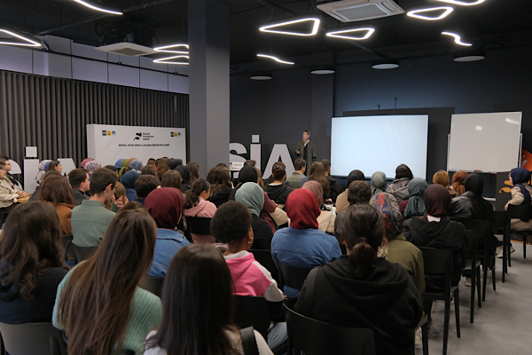 Konya’da “Bu Ders SİA’dayız!” programı ile 2 bin 563 öğrenciye ders verildi