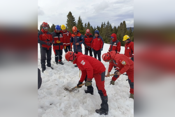 Giresun Belediyesi’nden çığ tatbikatına destek