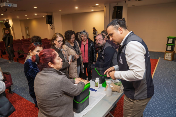 İzmir’de bokaşi kompost uygulaması devam ediyor