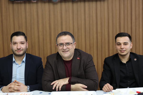 Başkan Gökçe’den Kocaeli Yığılcalılar Derneği’ne ziyaret