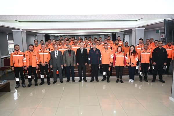 Başkan Başdeğirmen, ISAK ekibiyle bir araya geldi