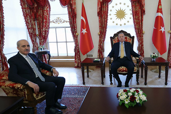 Cumhurbaşkanı Erdoğan, TBMM Başkanı Kurtulmuş’u kabul etti