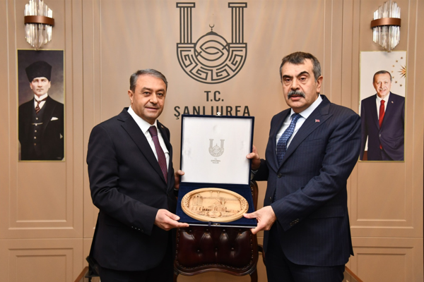 Bakan Tekin’den Şanlıurfa Valiliğine ziyaret