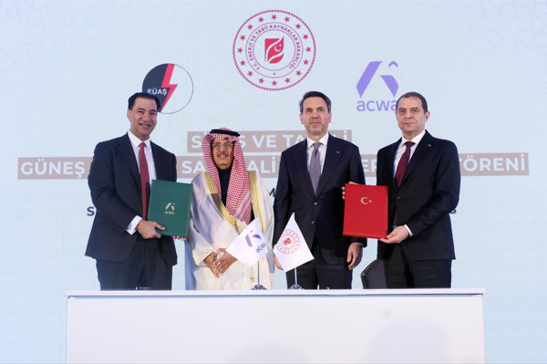 Bayraktar: İki GES, yaklaşık 2 milyar dolarlık yatırımla hayata geçecek