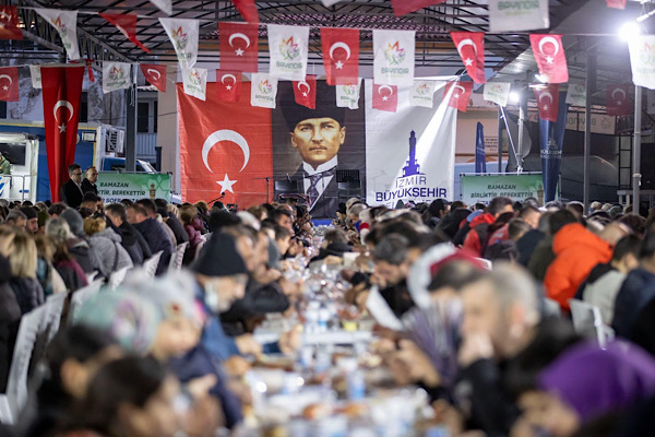 İzmir’de 30 ilçede iftar programları düzenlenecek