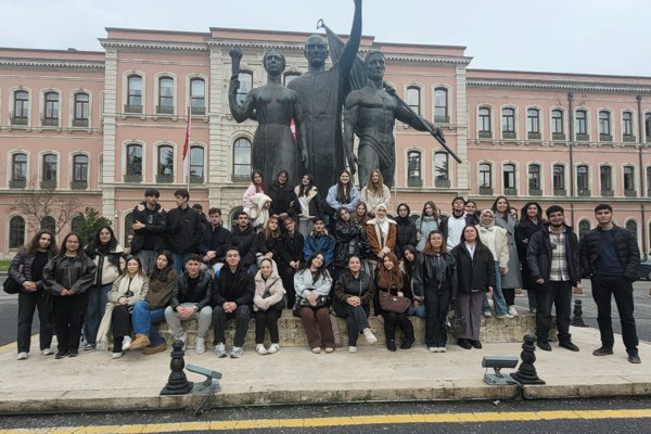 Maltepeli üniversite adaylarından İstanbul Üniversitesi’ne ziyaret