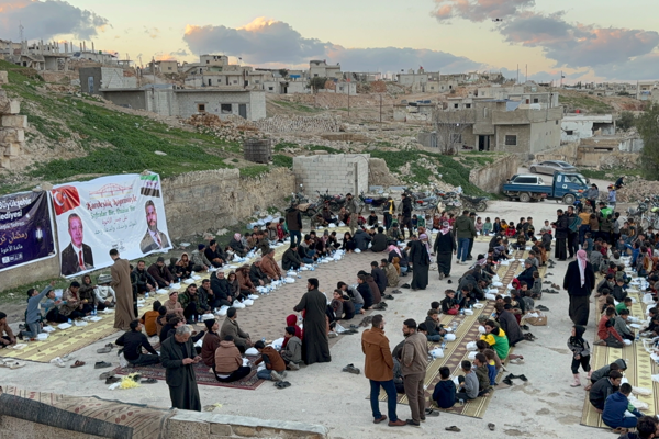 Altay: Suriye’de kardeşlerimizle buluşmanın huzurunu yaşıyoruz