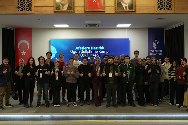 Esenler’de “Afetlere Hazırlık” temalı Dijital Oyun Geliştirme Kampı düzenlendi