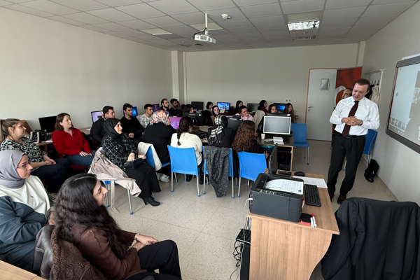 Çorum’da eczacı kalfası eğitimleri başladı