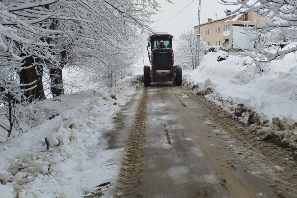 Malatya’da karla mücadele çalışmaları