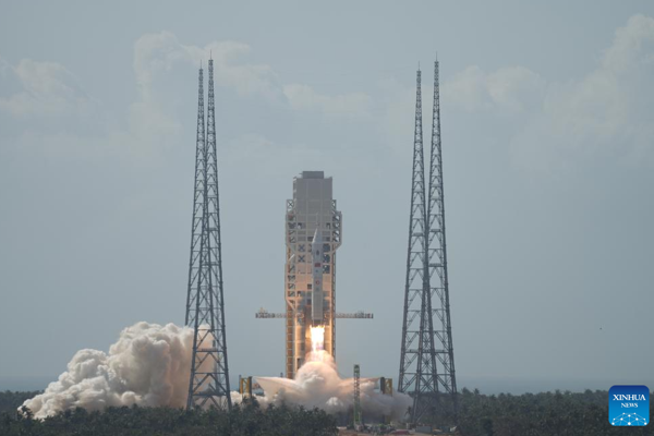 Uzun Yürüyüş-10 roketi için düşük irtifa uçuş testi başarıyla tamamlandı