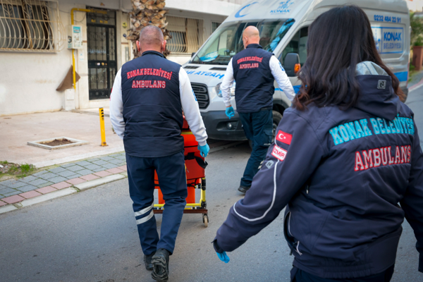 Konak’ta Hasta Nakil Ambulansı, iki yılda 2 bin 209 vatandaşa hizmet verdi