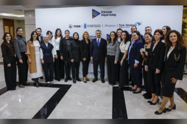 Türk Telekom ‘Dijitalde Hayat Kolay’ projesiyle, girişimci kadınları destekliyor