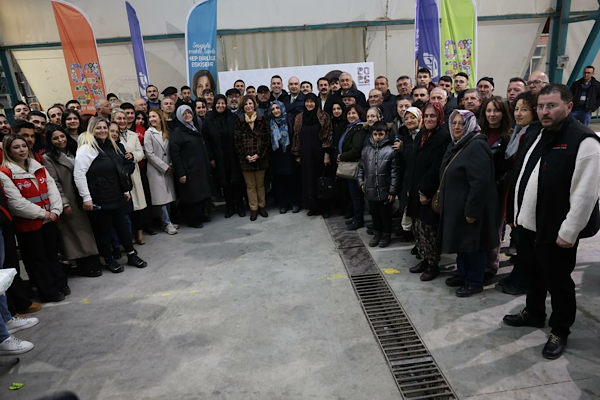 Başkan Ünlüce, İnönü’de iftar sofrasında vatandaşlarla buluştu