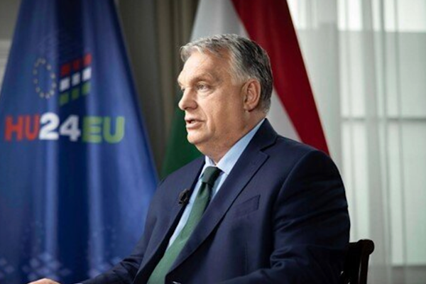 Orban:Bizi uygun fiyatlı enerjiden koparmaya çalışanlar temel çıkarlarımızı ihlalal ediyor