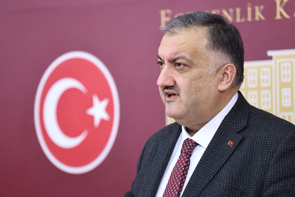 Karal: Kendisini ”gelişmiş” ve ”özgür” sayan sistemler derin bir ahlaki çürüme içinde