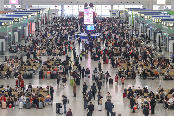 Bahar Bayramı trafiğinin 25. gününde seyahat sayısı 221 milyonu geçti