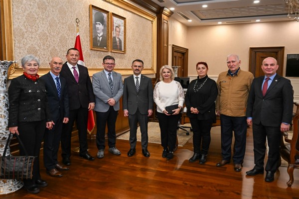 Kocaeli Dostluk Kulübü ve Kafkas derneklerinden Vali Aktaş’a ziyaret