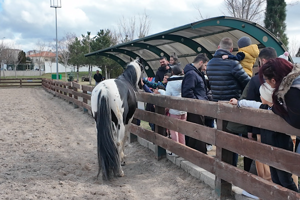 Kayseri’de Hayvanat Bahçesi ziyaretçi akınına uğradı