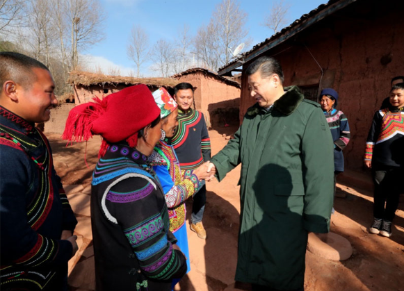 “Xi Jinping’in Liderliğinde Yoksulluğa Karşı Zafer” isimli kitap yayımlandı