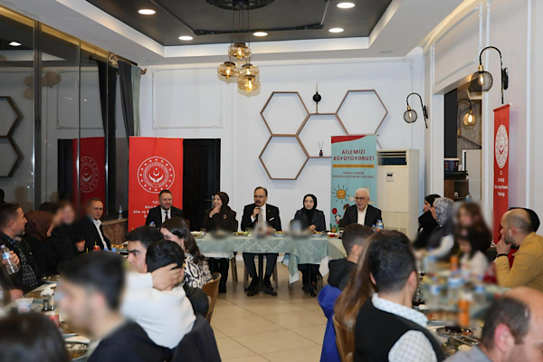 Siirt’te koruyucu ailelerle iftar buluşması