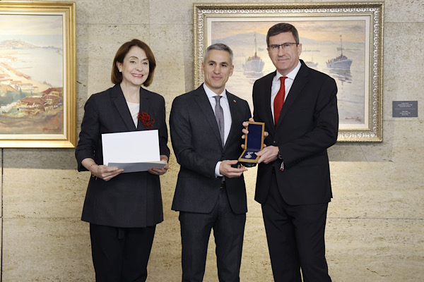 Bulgaristan Başbakanı Gyurov, Dışişleri Bakanlığı’nı tebrik etti