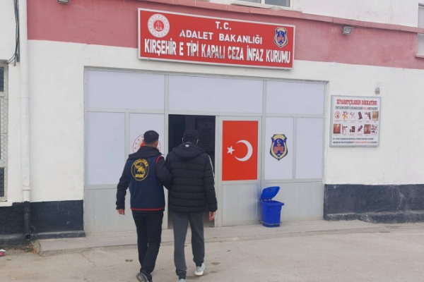 Kırşehir’de 6 yıl 8 ay hapis cezası bulunan şahıs yakalandı